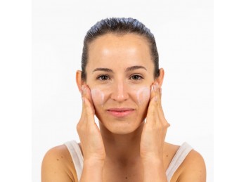 Crema Dermaglós Facial Hidratante Día FPS12 Piel Normal 50g